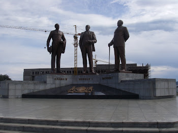 The Three Dikgosi Monument