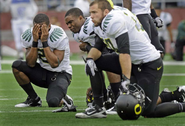 ducks duck head blow fans mad kenjon barner cry reaction