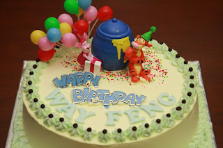 Way Feng Birthday cake