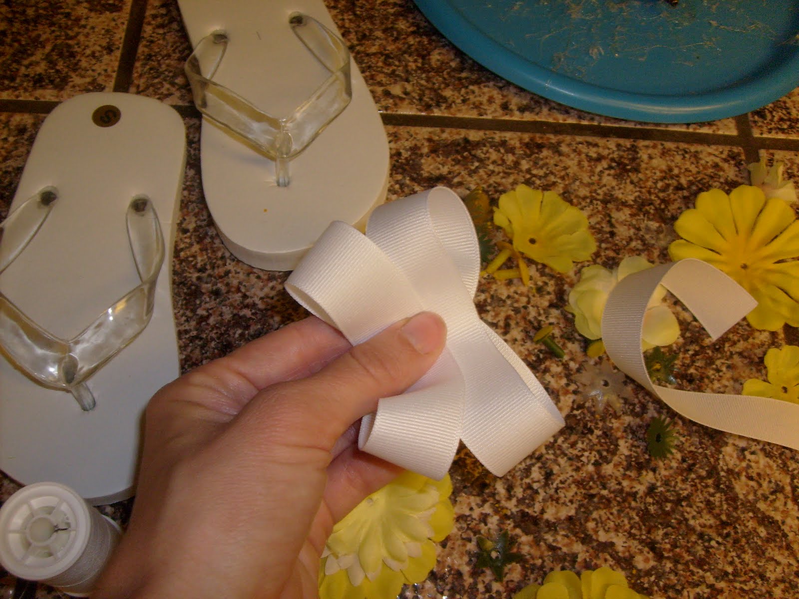 Homemaker: Spring Flip Flops Tutorial