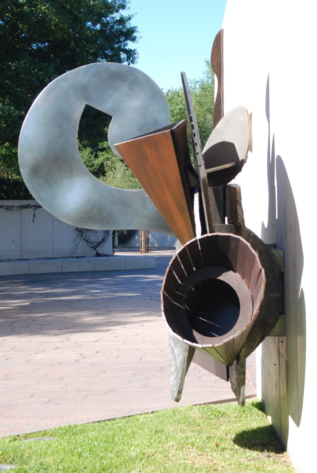 [Sculpture+Garden+3.JPG]