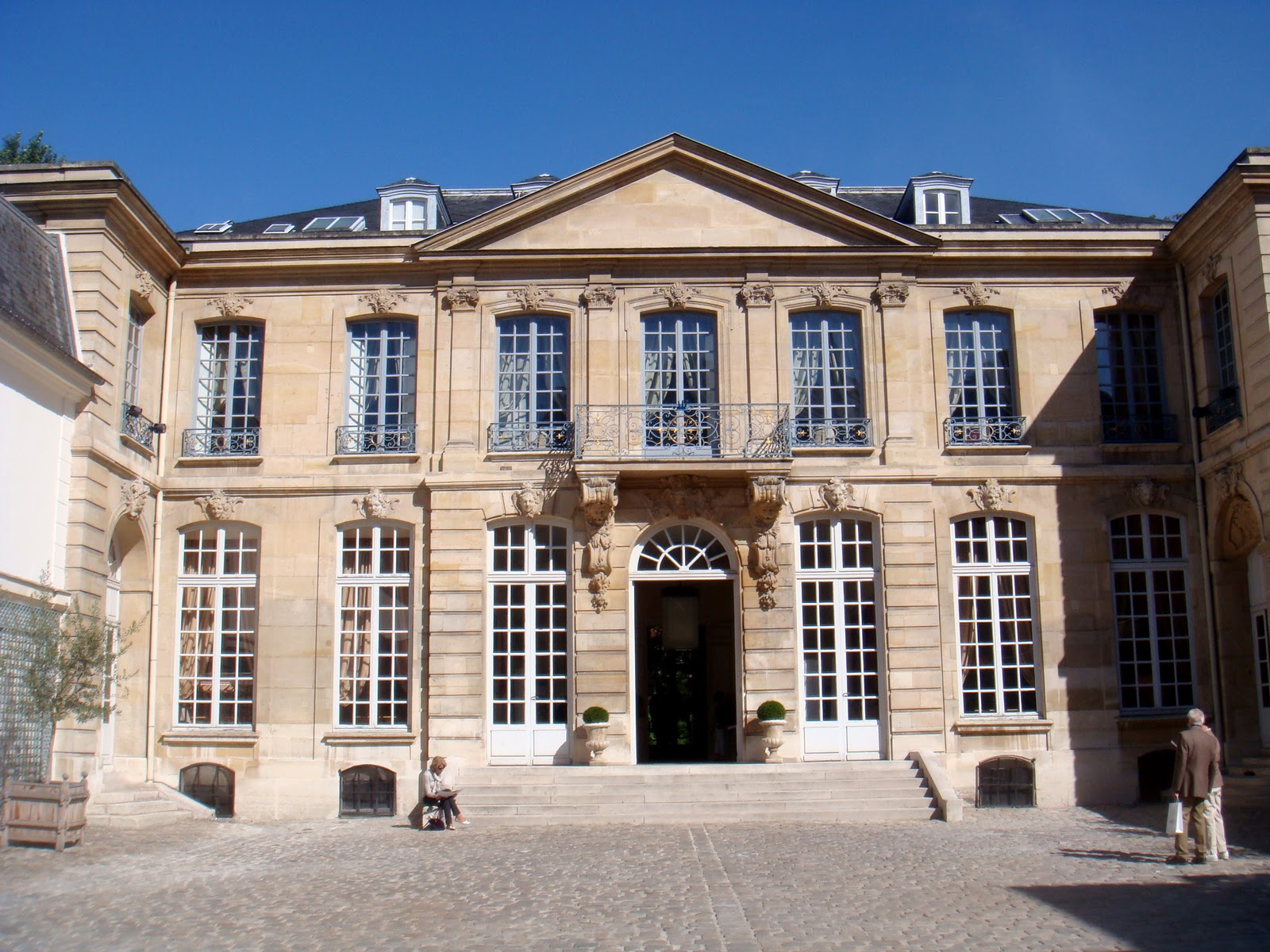 Hotel De Noirmoutier Paris Journée Du Patrimoine A Tale of Two Cities: Sunday Open House