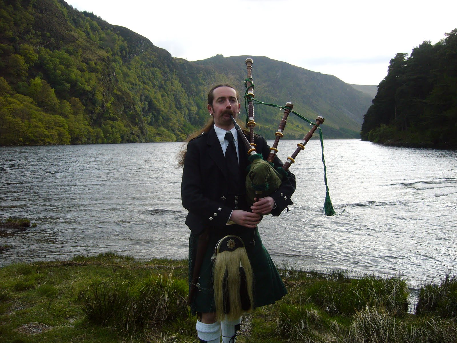 Wedding Bagpiper Hire Ireland Wedding bagpiper hire Ireland