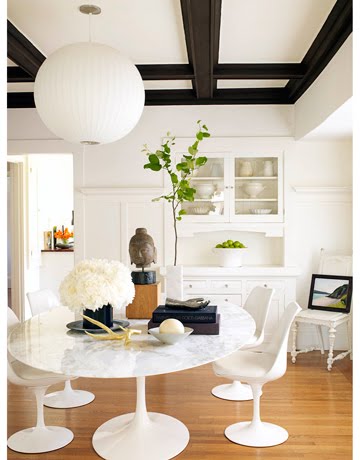 [aaronhomdiningroom.jpg]