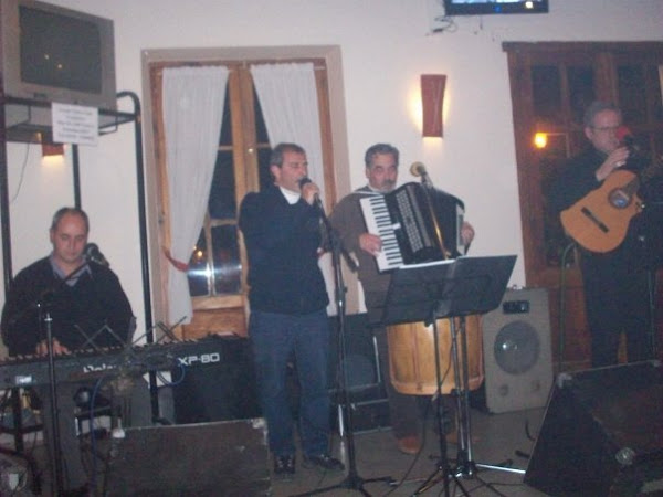 Evocación en Petit Café