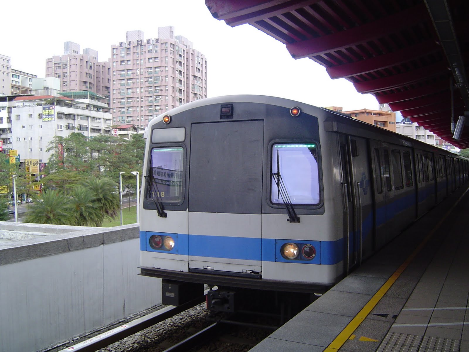 快樂文大生活 交通2...捷運