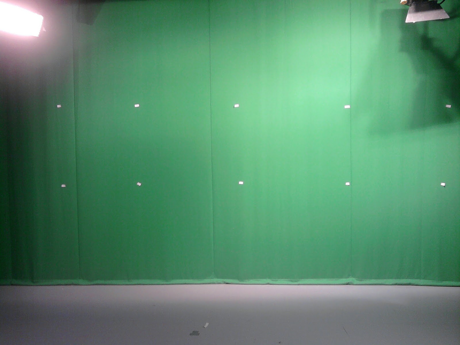 Kash Kong James: Learning about green screen