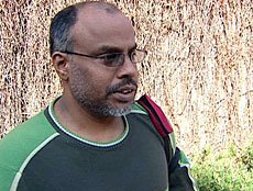 [bc-080318-tamil-guy-ins.jpg]