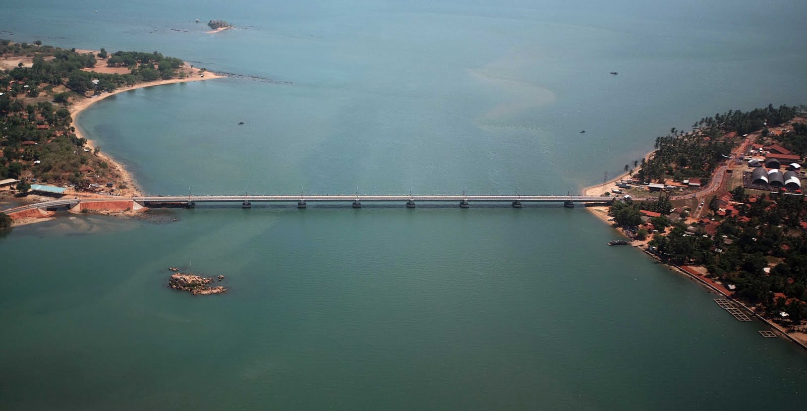 [Kennaya+Bridge.JPG]