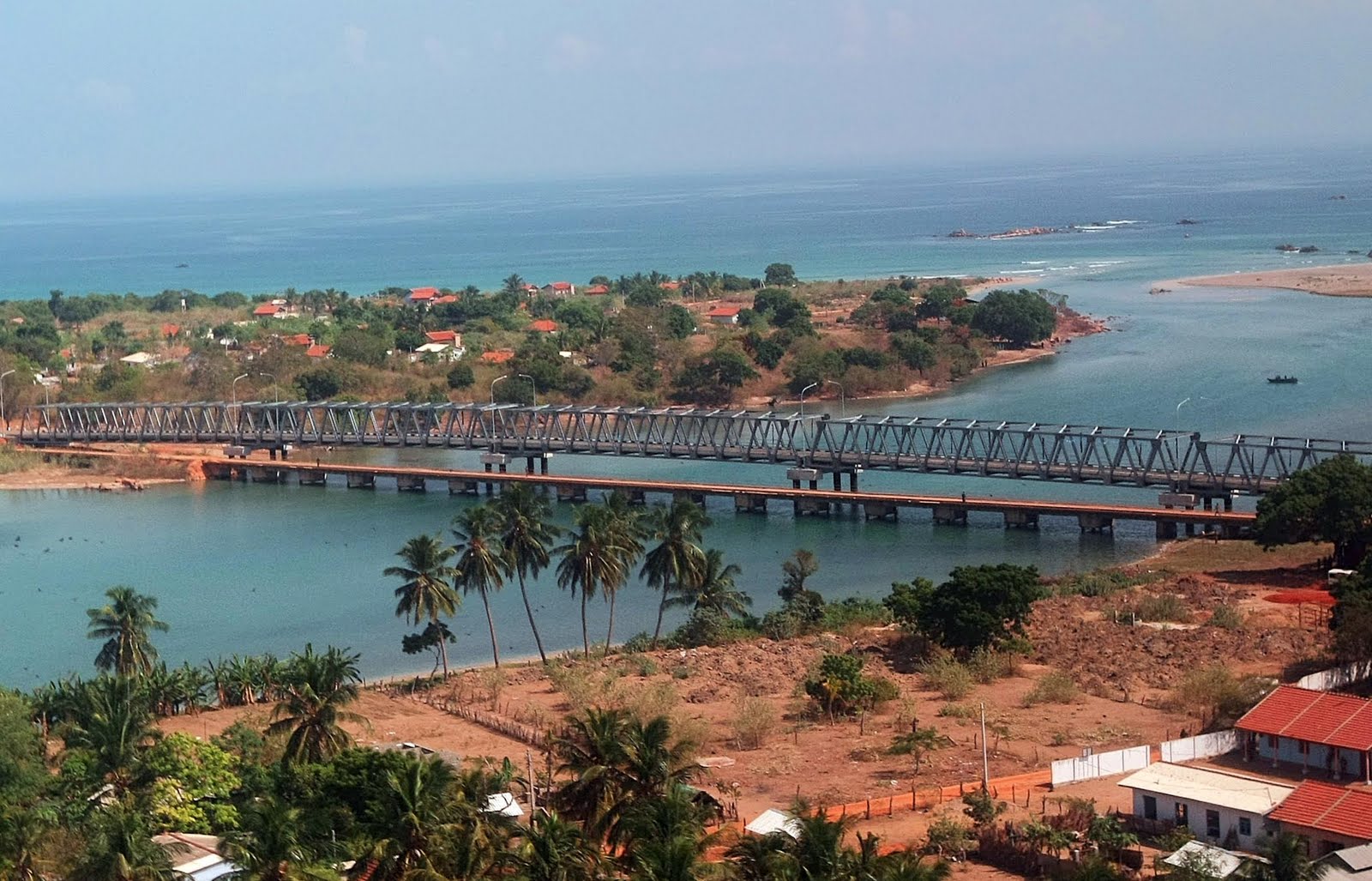 [Irakkandi+Bridge.JPG]