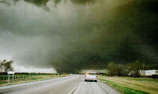 [tornado.jpg]