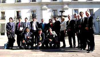 algo más de 12 periodistas de Santa Cruz invitados por el consulado de Chile