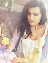 Camilla belle