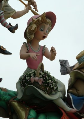 [Nou+Campanar+niña+f.jpg]