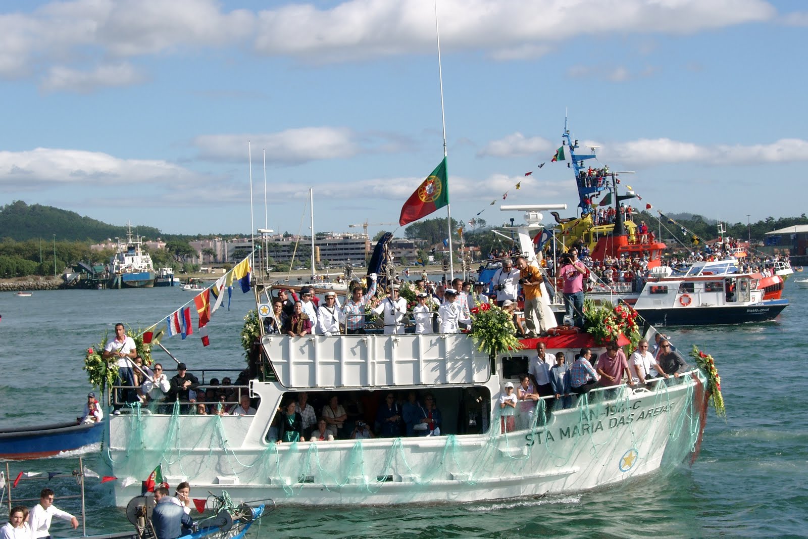 [Procissão_do_Mar_2007-13.JPG]