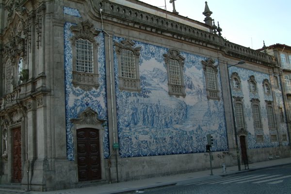[A+fachada+azulejos.jpg]