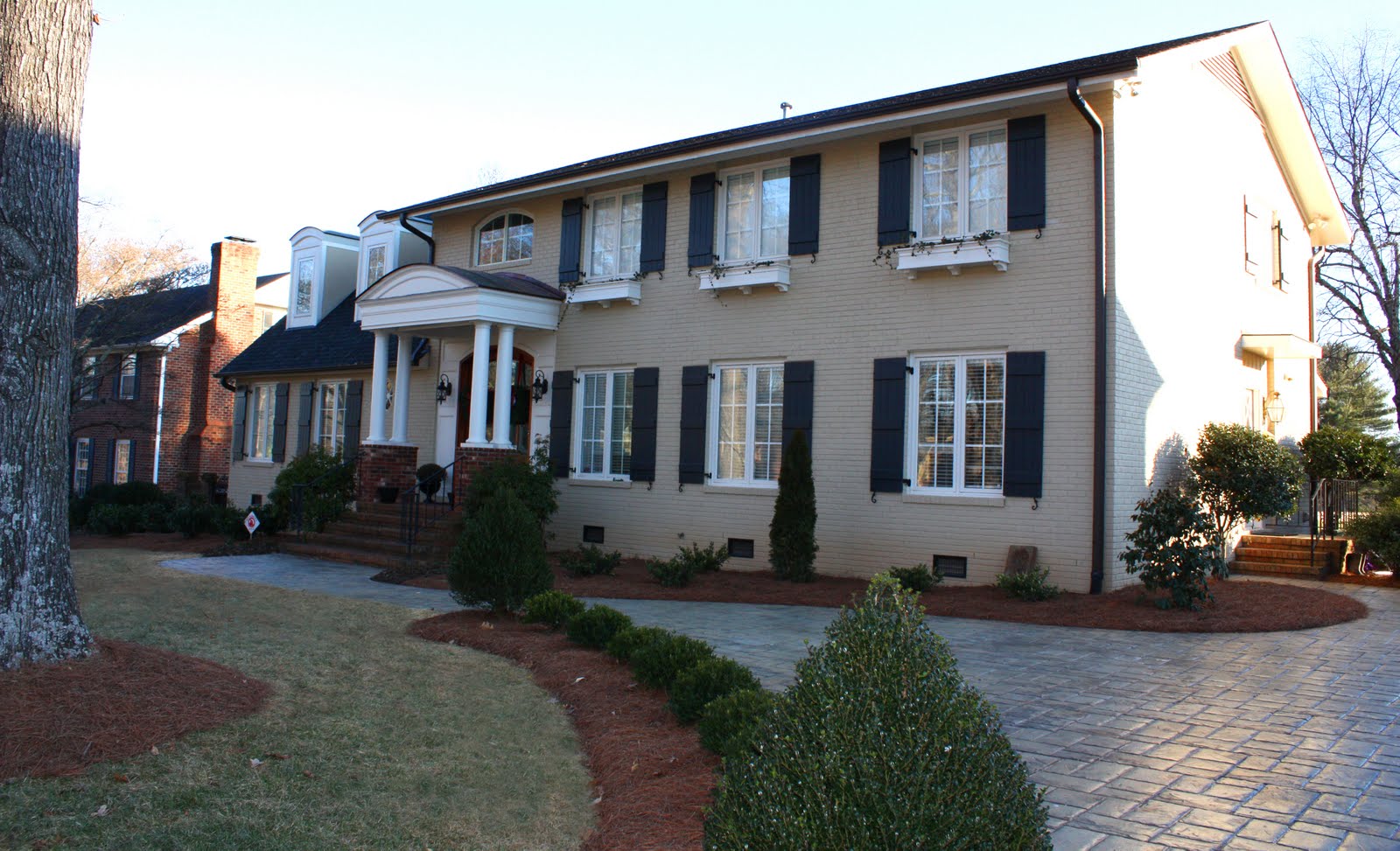 [outside+of+house+&+bathroom+006.JPG]