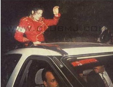 [Michael+Jackson+n+India+(10).jpg]