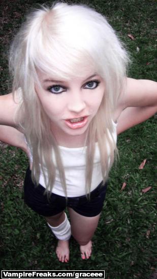 Cute Blonde Emo Hairstyles For