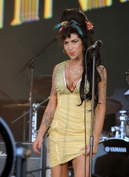 [Amy+Winehouse+Clothing+Line+Collection+with+PPQ.jpg]