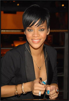 Rihanna Hairstyles Image Gallery, Long Hairstyle 2011, Hairstyle 2011, New Long Hairstyle 2011, Celebrity Long Hairstyles 2093