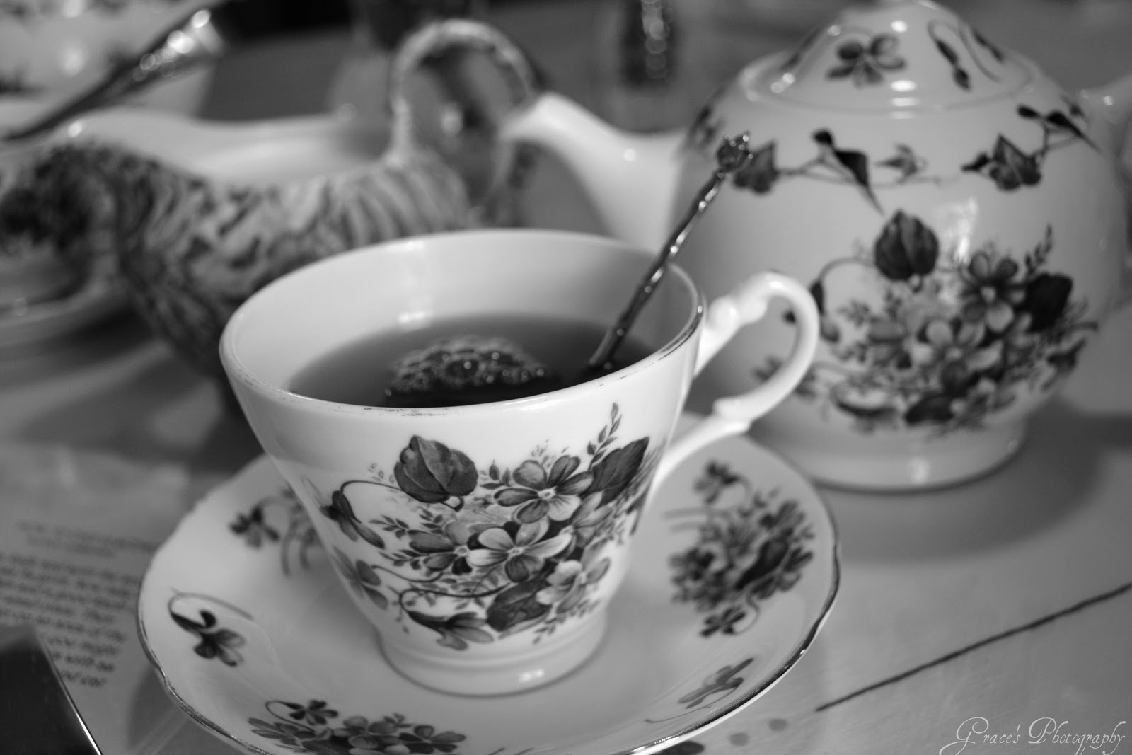 Grace's Garden Walk Teatime at the Tea Trolley