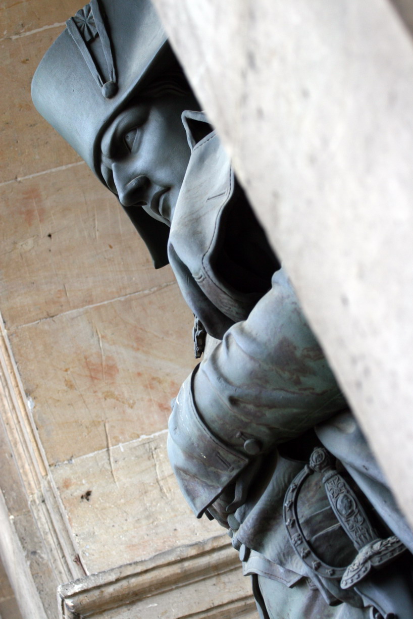 [Les+Invalides+Napoleon.jpg]