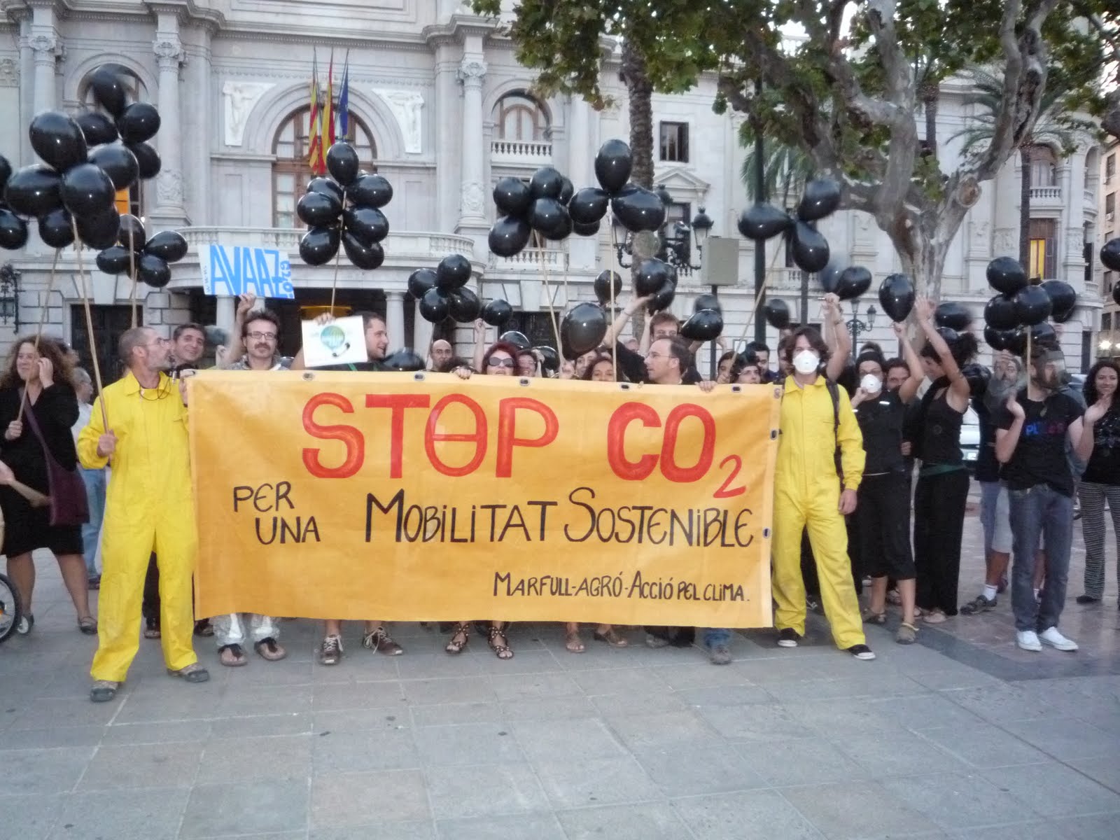 [Llamada+global+Clima_plaza+ajuntament1.JPG]