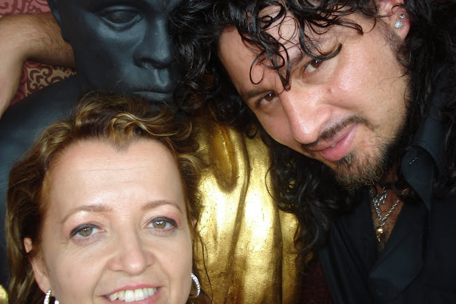 A LS QUE ME ACOMPAÑAN EN LA VIDA