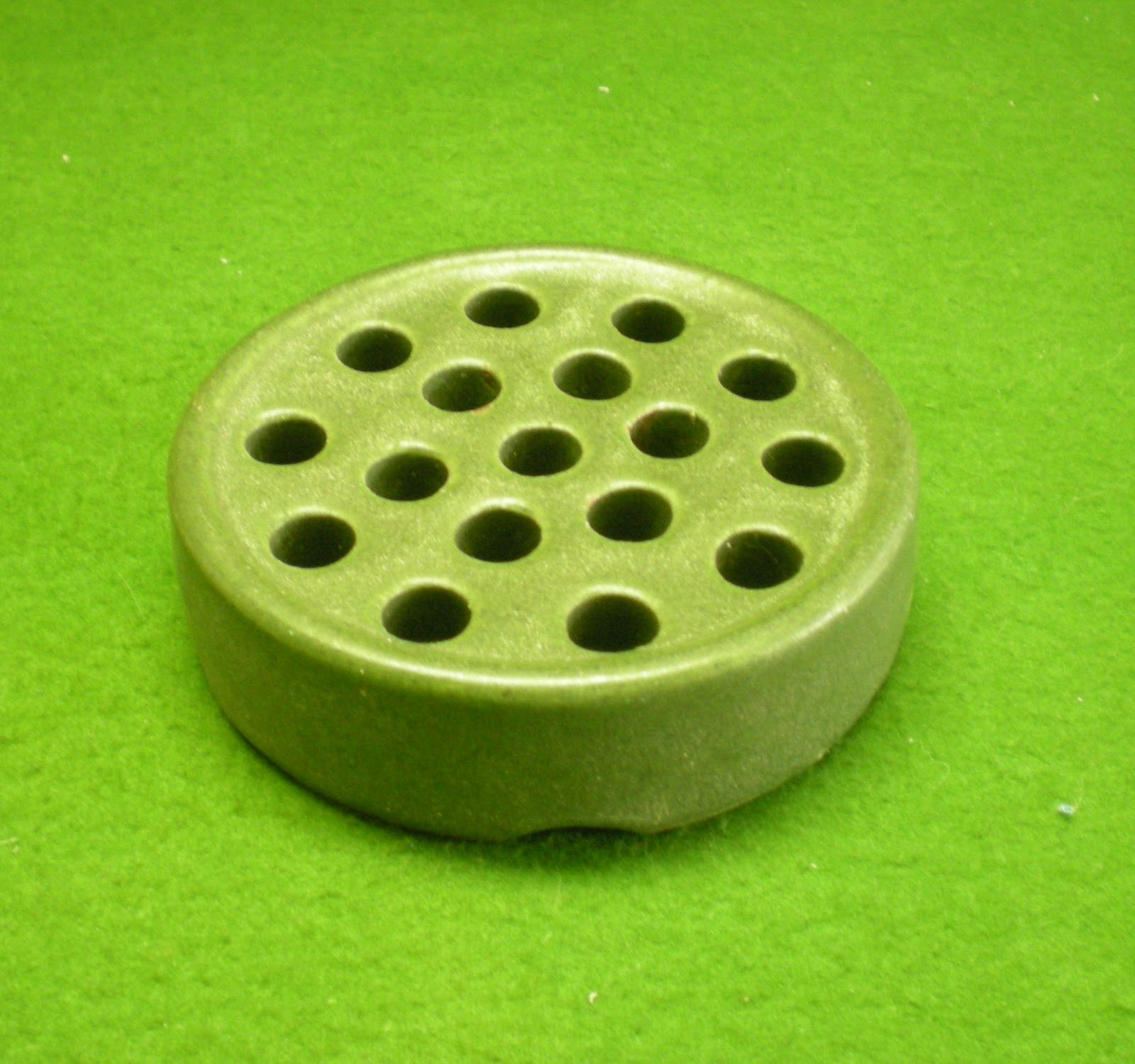 Jarvis House Gallery Collectibles: Collectible Flower Frogs