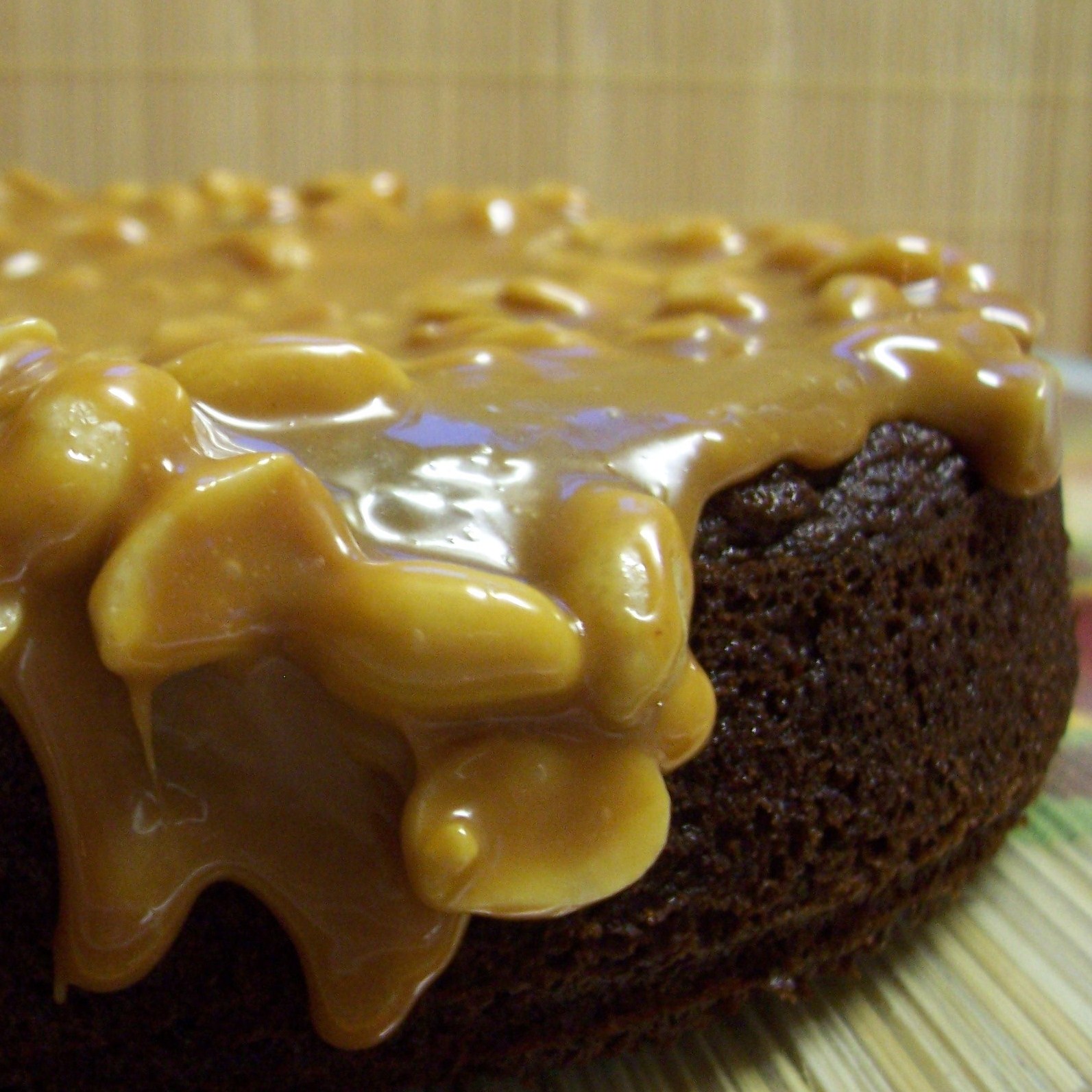 [peanut+topped+brownie.jpg]