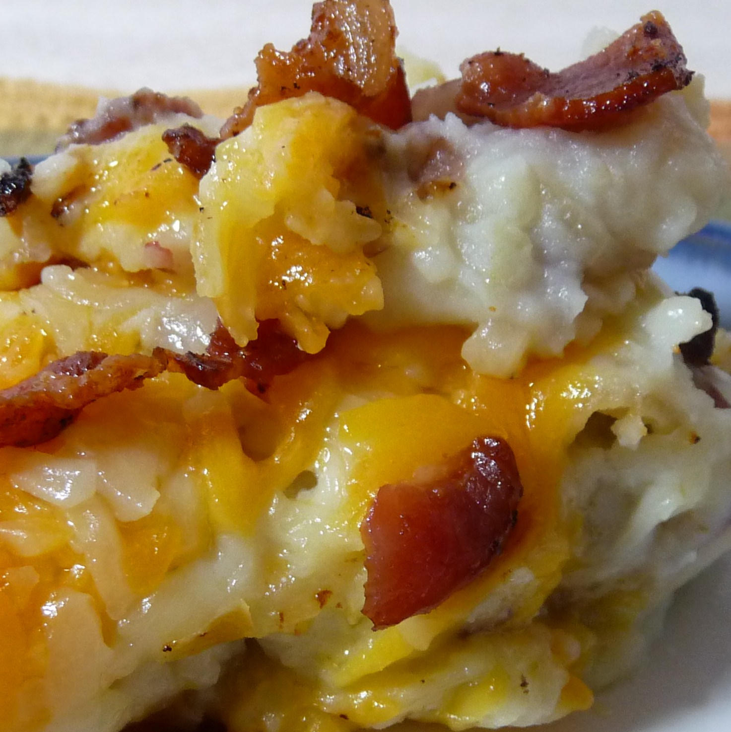 [meatloaf+and+potatoes+003.JPG]