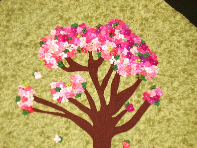 [Pink+and+Green+Quilt+-+Tree+Blossoms.jpg]
