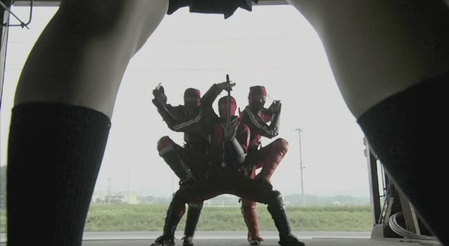 [machine_girl15_ninja_pose.PNG]