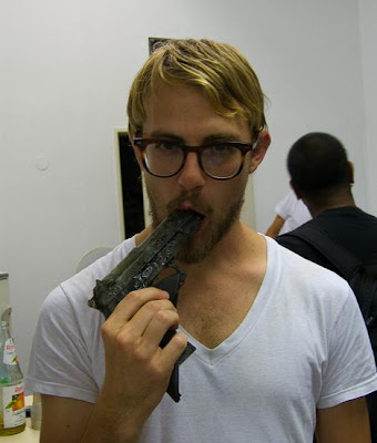 armas na boca freeze revisited revolver congelado gelo