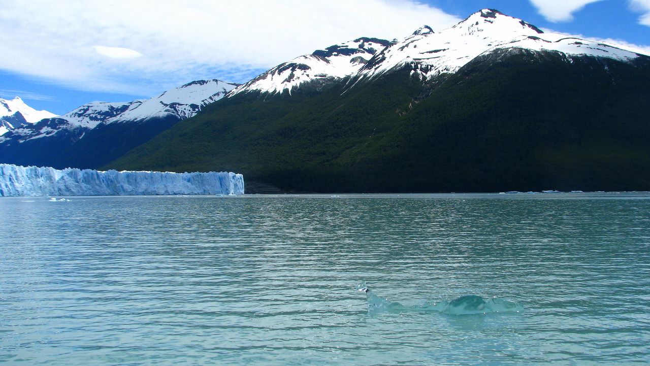 [23+Argentina+-+The+Perito+Moreno+Glacier.JPG]