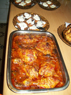 PUI CU SOS DE ROSII SI USTUROI