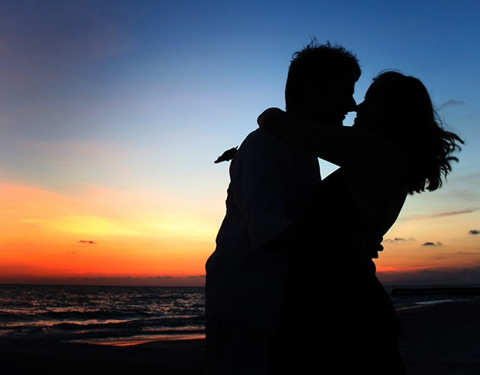 http://3.bp.blogspot.com/_0Es9qwWD5JM/S7s7IbLo1PI/AAAAAAAAADc/0MtM1XmXg0w/s1600/pareja-sundown.jpg