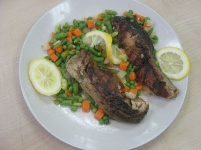 Peste - File de crap la gratar cu legume