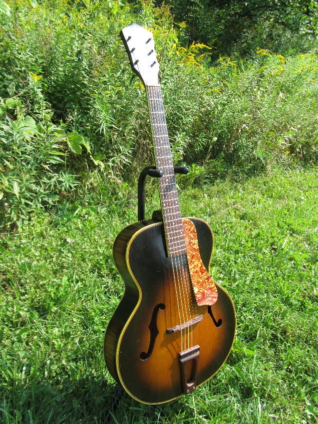 c.1940 Harmony H134x Monterey Archtop Guitar