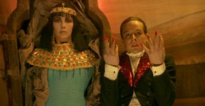 [Santa-Sangre-Blanca-Guerra-Axel-Jodowrowsky-40.jpg]