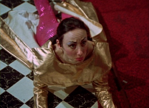 [Desperate-Living-Mink-Stole-5.jpg]