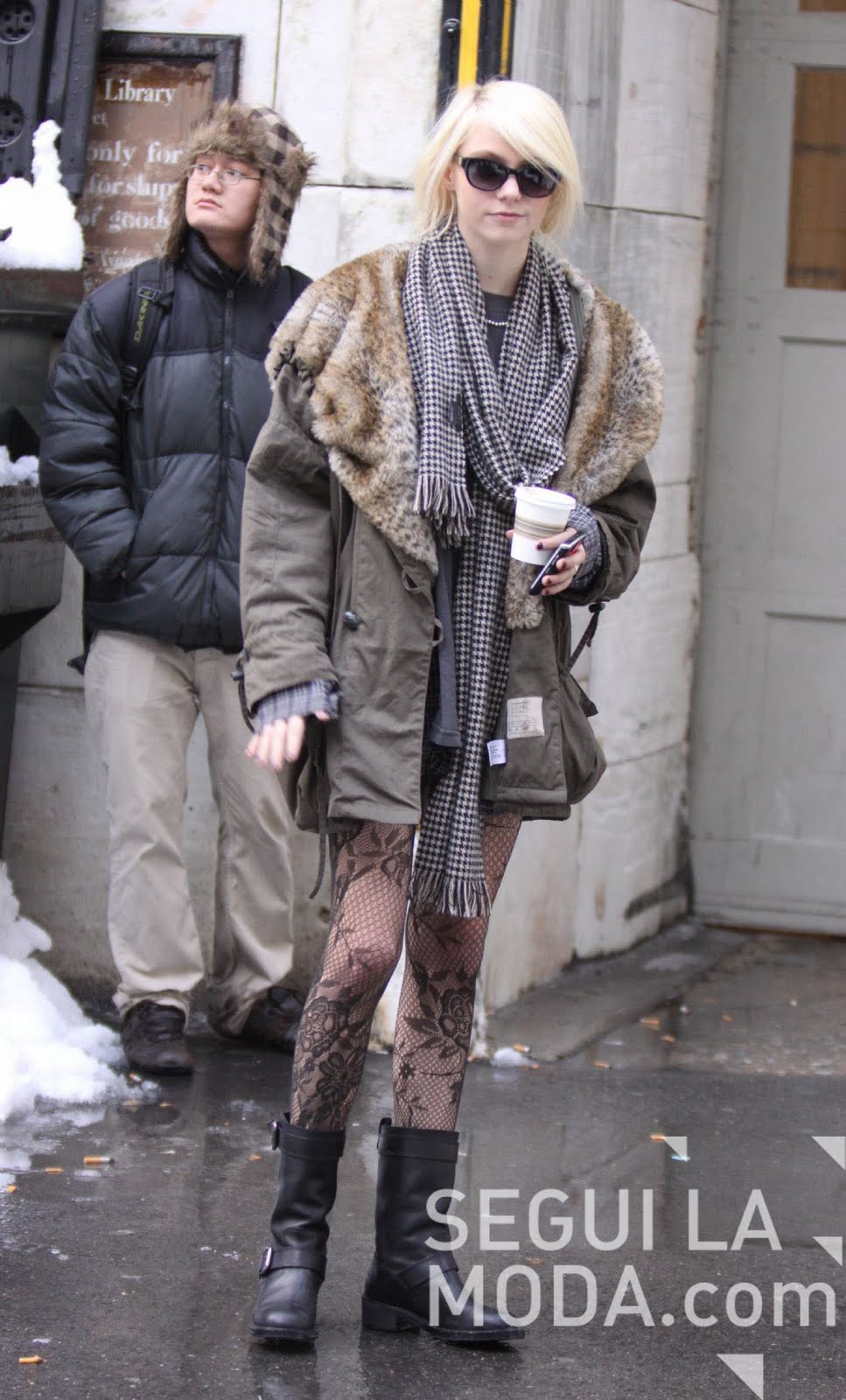 [taylor+momsen+-+slm+-+rs159679199186607.jpg]