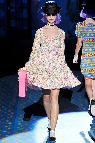 [betsey+johnson+-+spring+2009+00110m.jpg]