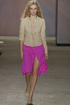 [dkny+-+spring+2004+100109232.jpg]