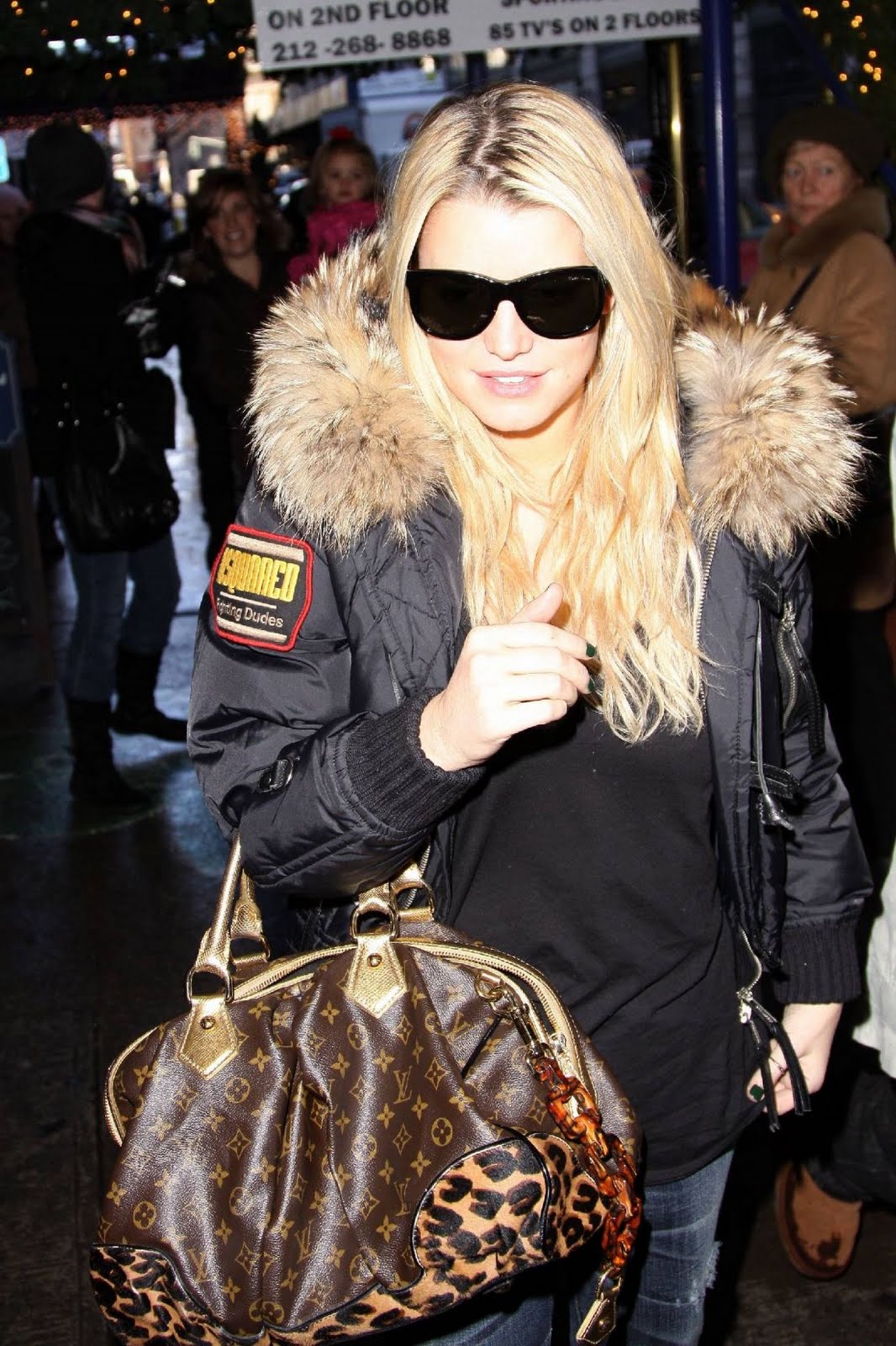 [jessica+simpson+-+rs92630588391149.jpg]