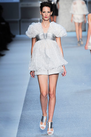 [karl+lagerfeld+-+00340m.jpg]