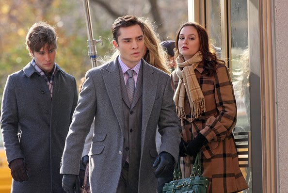 [Gossip+Girl+gets+bundled+up+1vJI2Xsdtlsl.jpg]