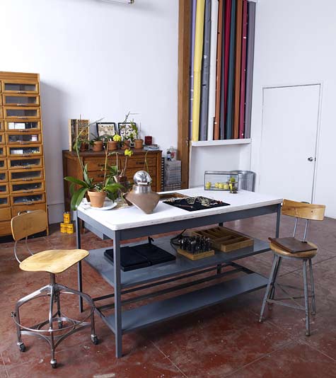 [schoolchairsdesignsponge.jpg]