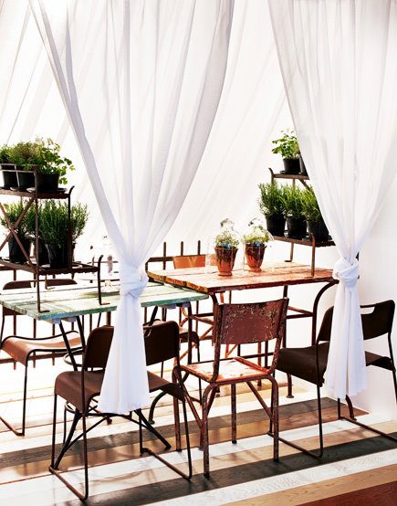 [perfectlycasualelleinterior.jpg]